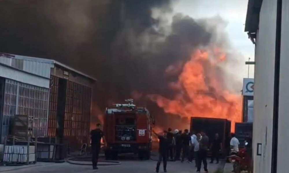 YENİŞEHİR YENi SANAYi BÖLGESİNDE BÜYÜK YANGIN!