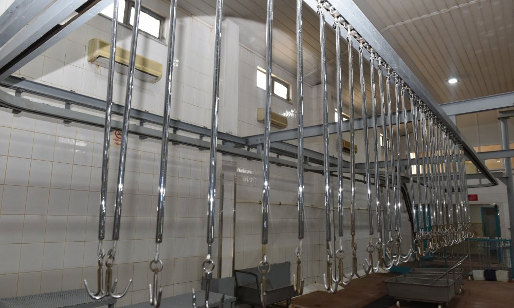 YENİŞEHİR MEZBAHASI YENİLENDİ